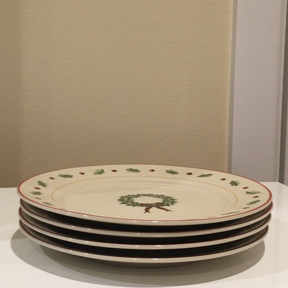 10 Piece Merry Brite Set - Picture 5 of 11